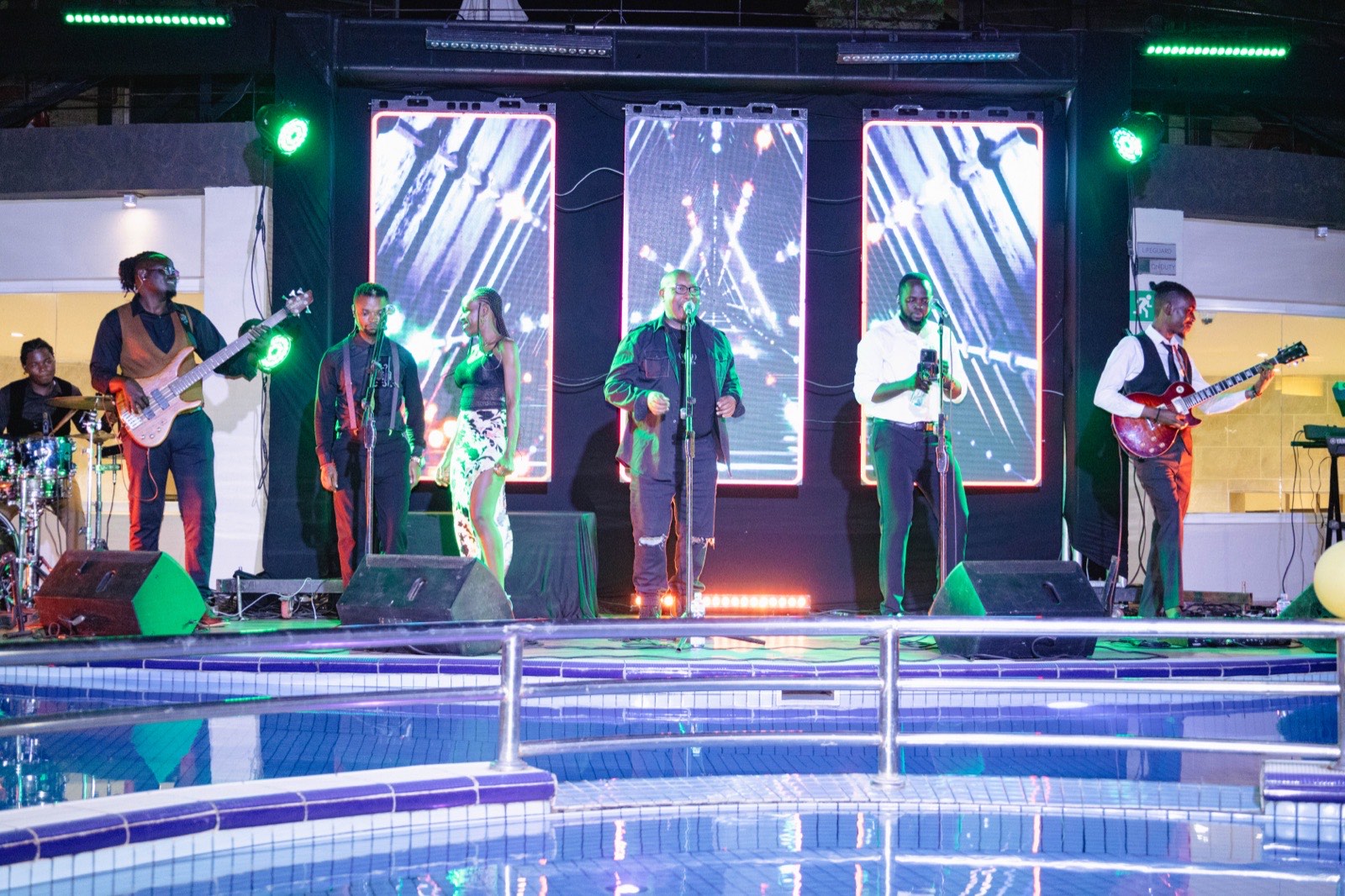 Naava Grey performing on the Tropicanna Poolside stage during The Skyz Exclusive